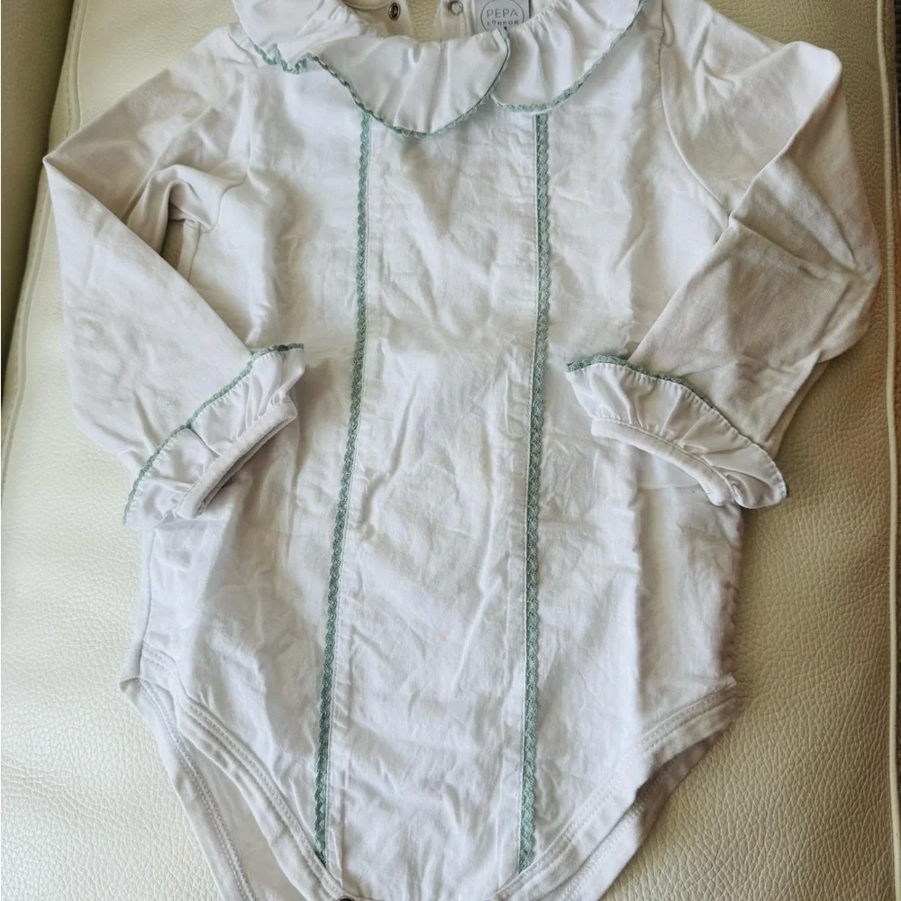 Pepa and company Delicate Frill Collar with Green Detailing Bodysuit 18 mo
